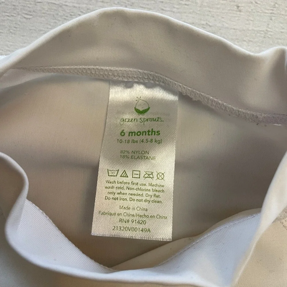 Green Sprouts baby white rash‎ guard 6 months